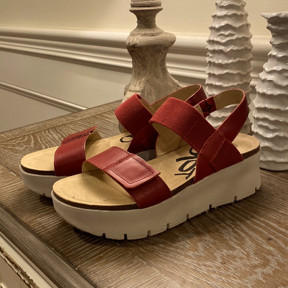 OTBT platform red leather sandals